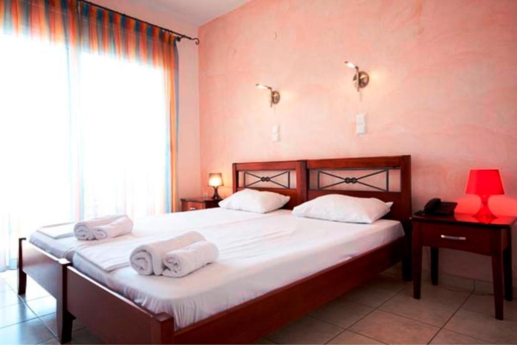 Esperanza Hotel Kanali  Habitación foto